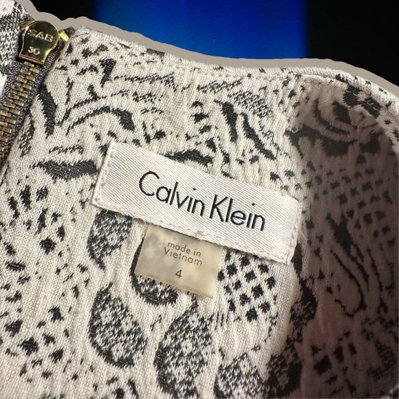 Calvin Klein Black & White Lace Print Jacquard Short Sleeve Dress Size 4 - Picture 2 of 11